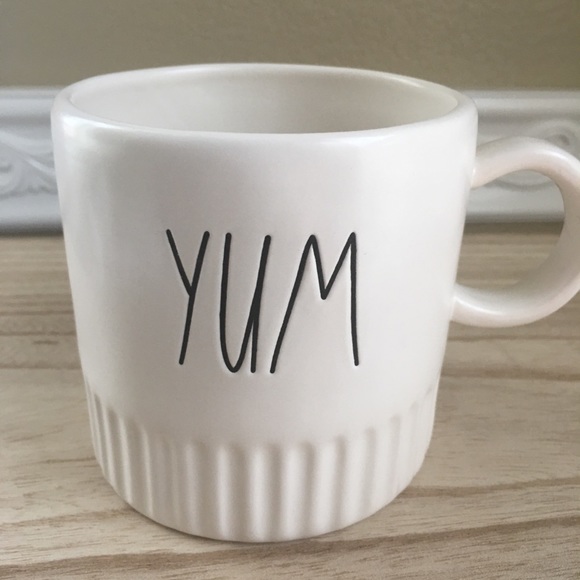 Rae Dunn YUM Mug Brand New 2019 LL - Picture 3 of 8